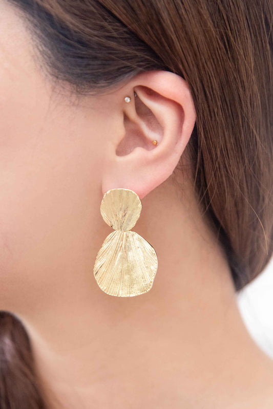 Lovoda Gold Shell Drop Earrings - 10K Gold Plated