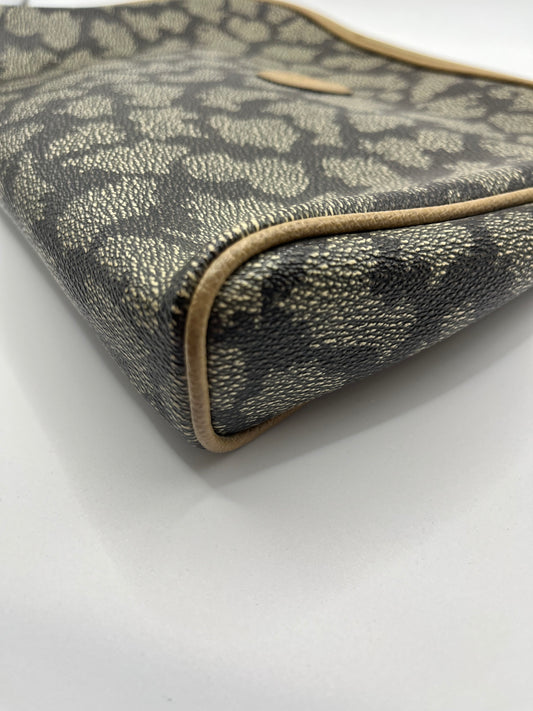 Pre-Loved Yves Saint Laurent Giraffe Print Clutch Bag - Tan/Brn