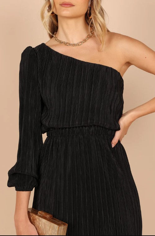 Petal & Pup One Shoulder Pleated Midi Dress - Black