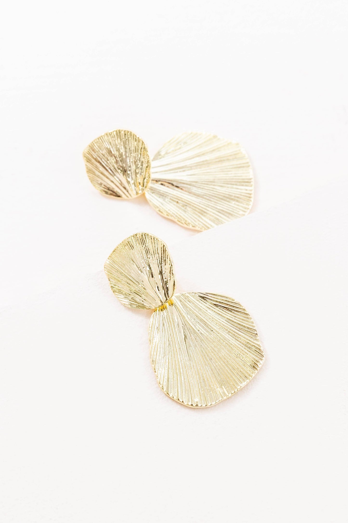 Lovoda Gold Shell Drop Earrings - 10K Gold Plated
