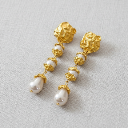 CD Vintage Pearl Drop Earrings - Gold