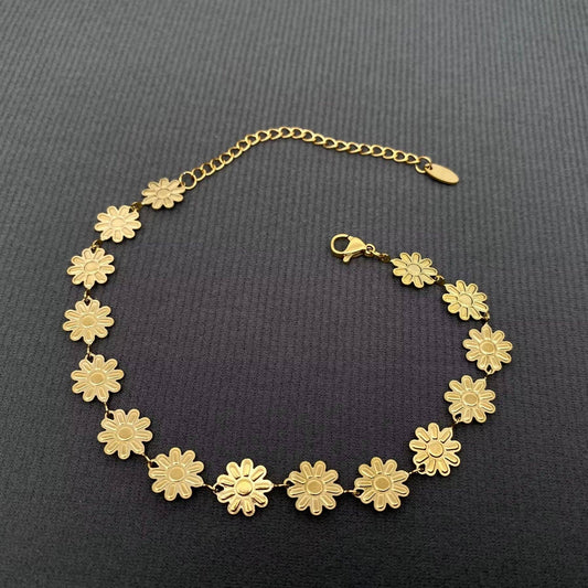 Mio Queena Enamel Daisy Linked Bracelet - 18K Gold Plated