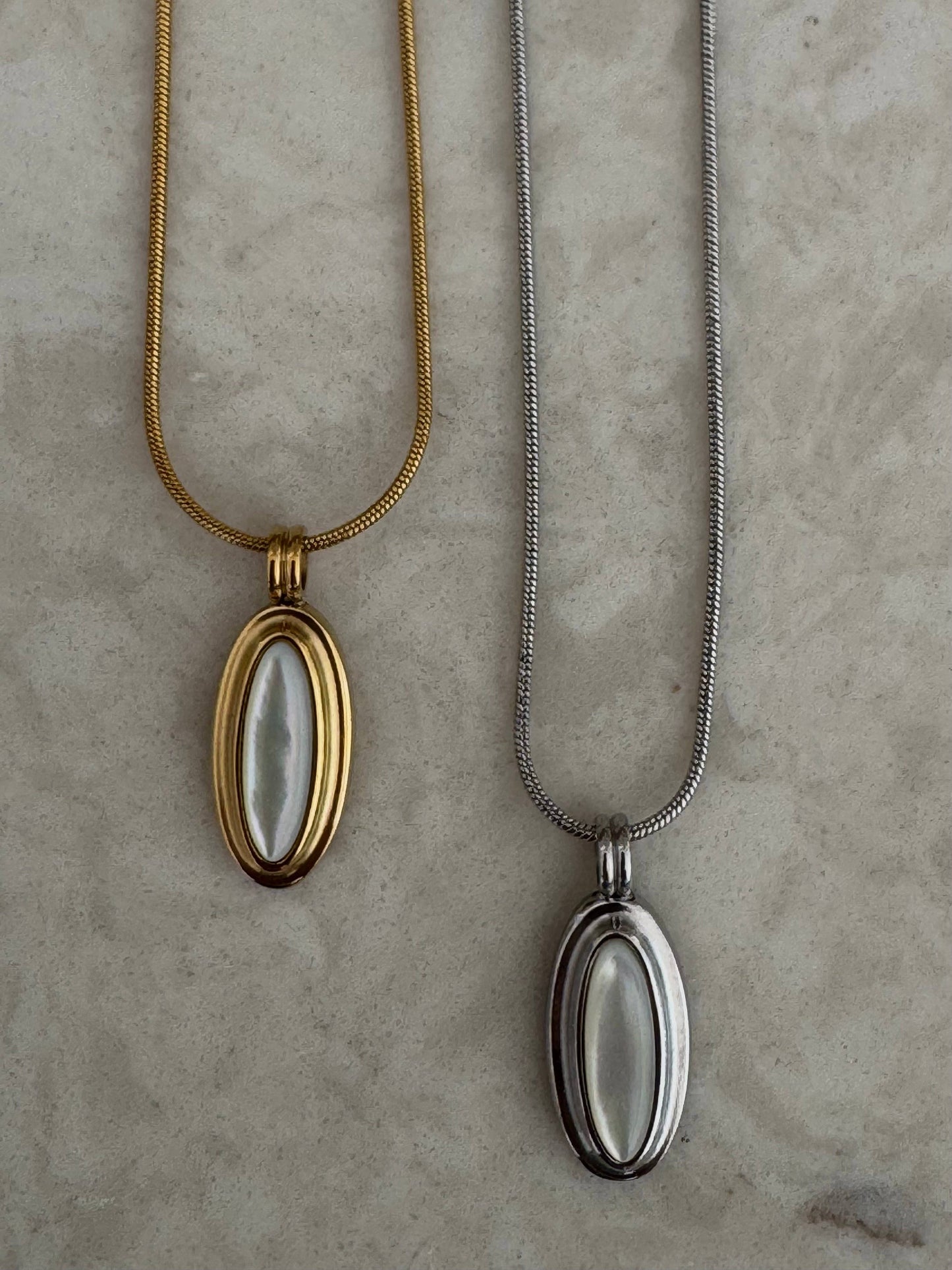 Hayes Pendant Necklace