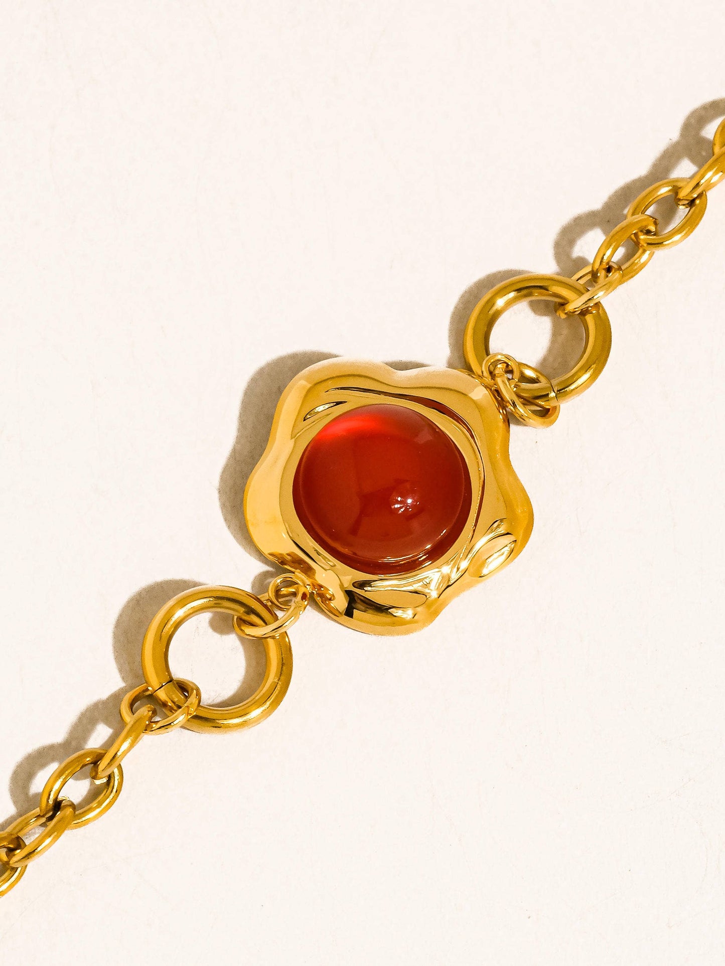 FM Plume Stone Bracelet - 18K Gold Plated/Red
