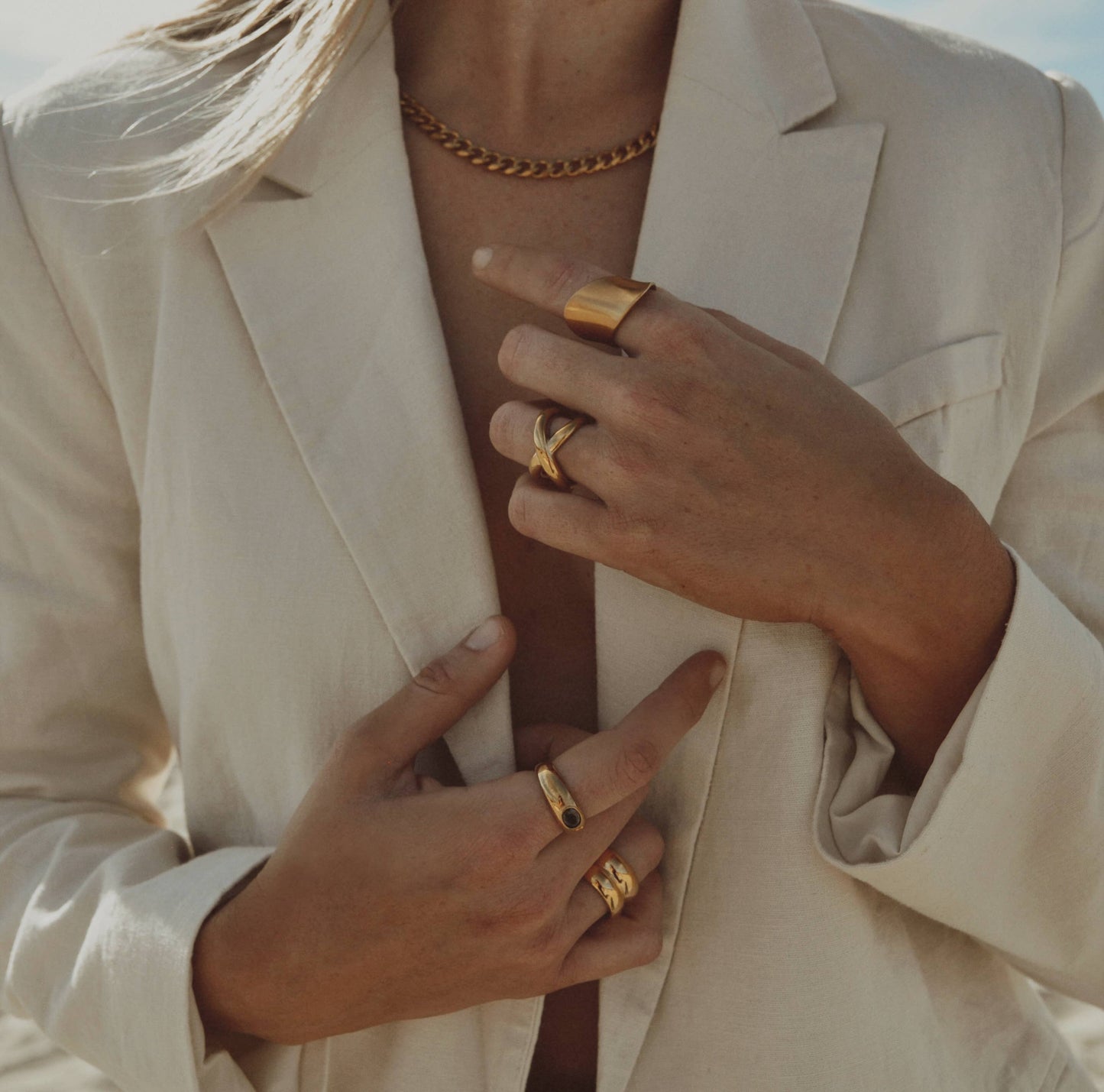 Nova Statement Ring