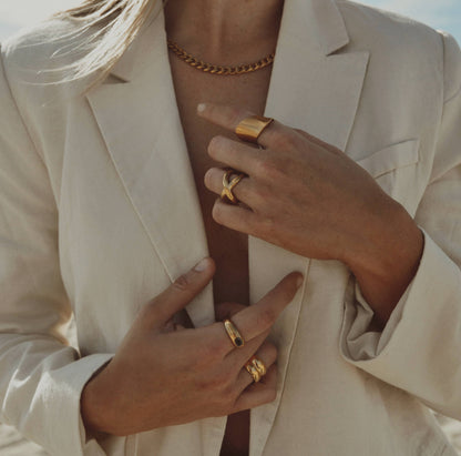 Nova Statement Ring