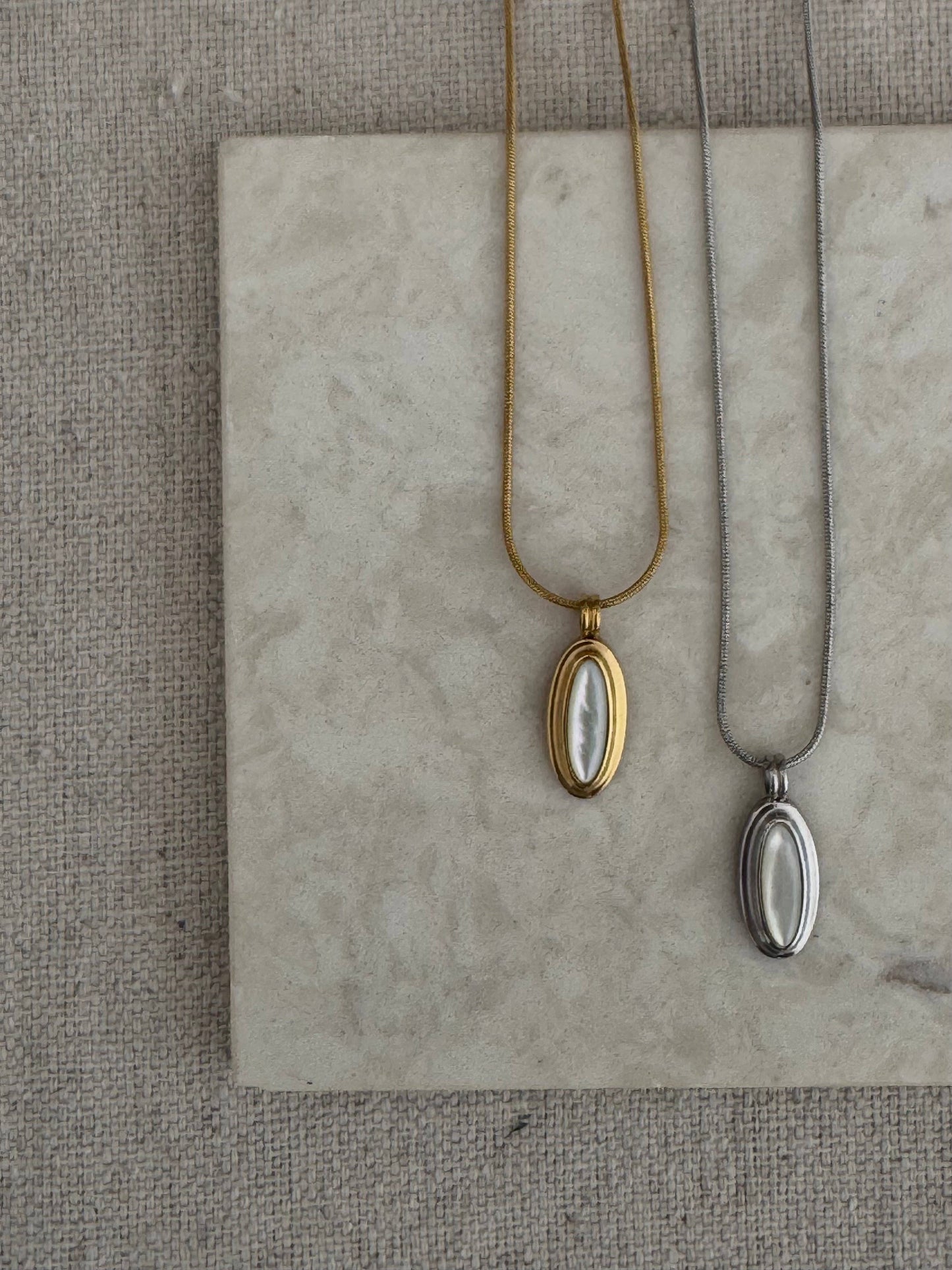 Hayes Pendant Necklace