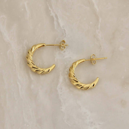 Yvonne Semi Hoops