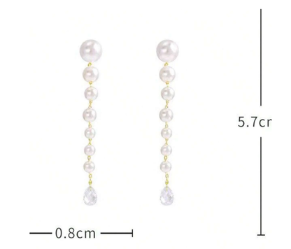 Penelope Pearl Duster Earring