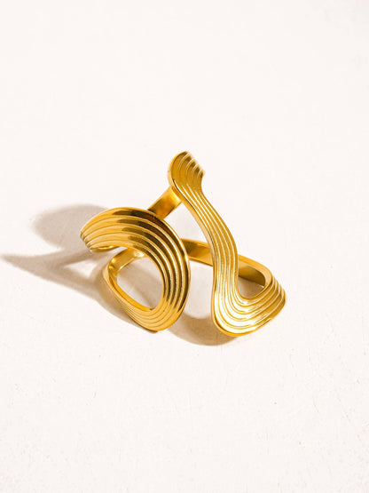 FM Xena Adjustable Wavy Abstract Ring - 18K Gold Plated