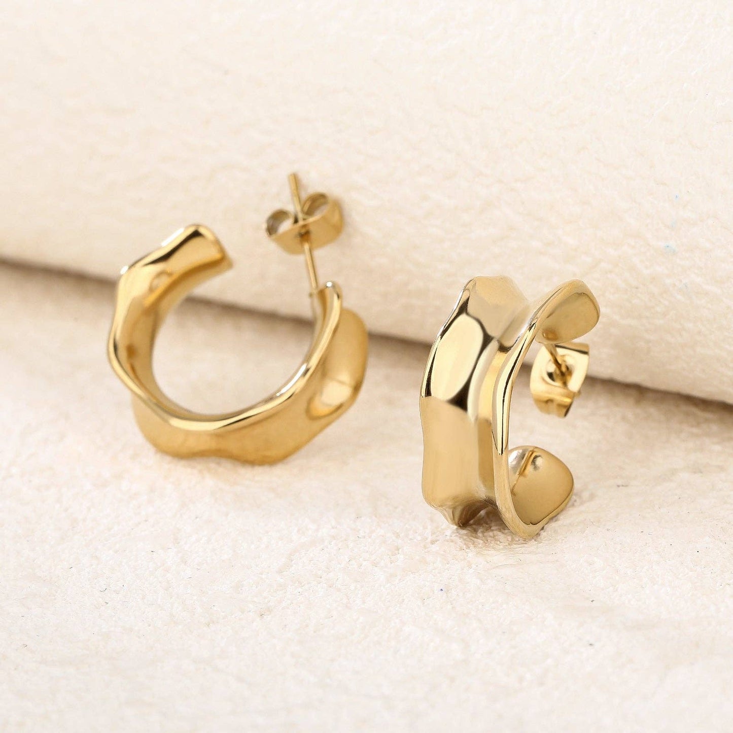 RB Chunky Gold Hoop Earrings - 18K Gold Plated