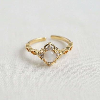 Vintage Inspired Cat's Eye Stone Adjustable Ring