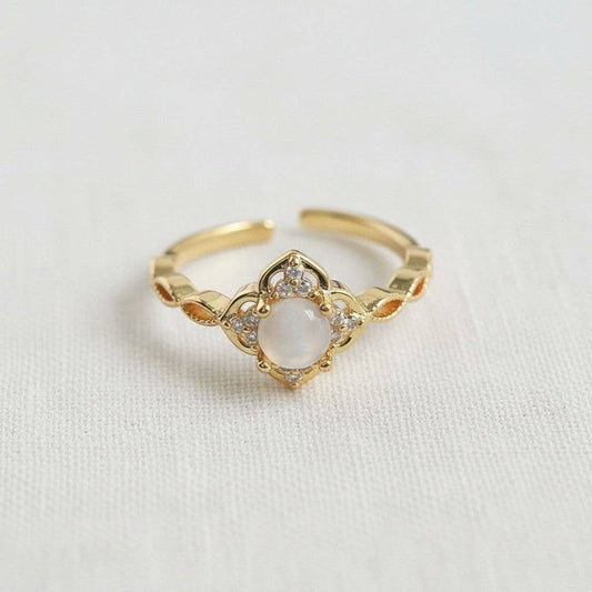 Vintage Inspired Cat's Eye Stone Adjustable Ring