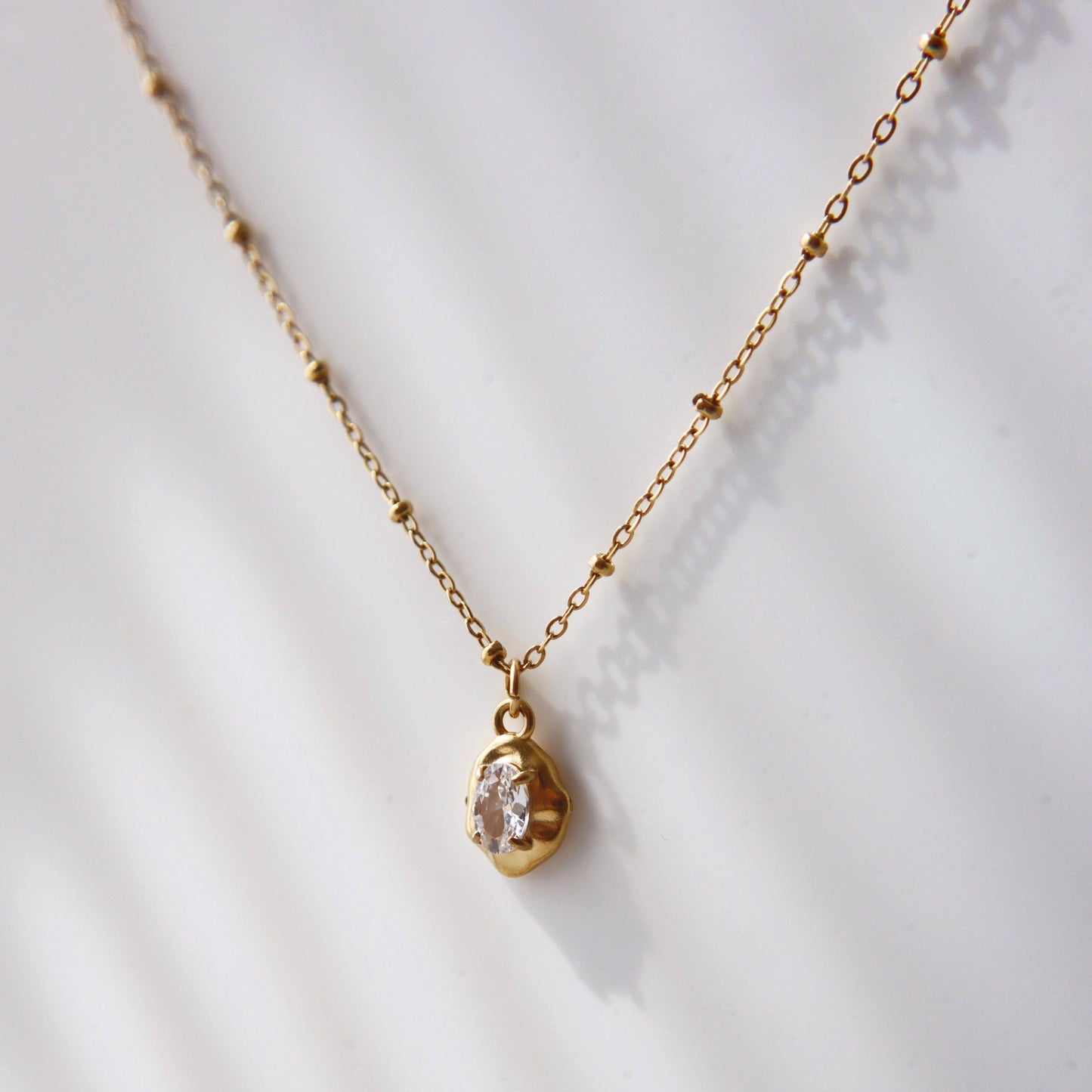 Jessa Raina Pebble Necklace - Gold