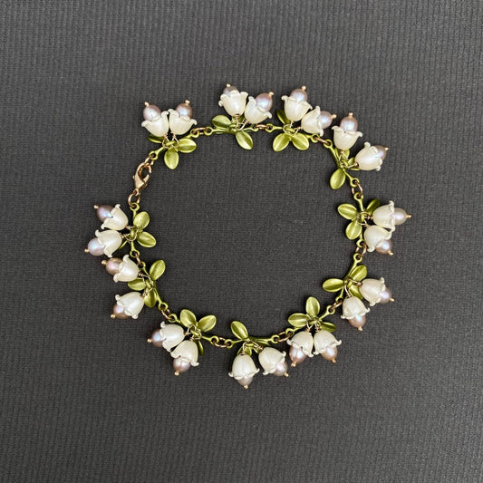 Mio Queena Freshwater Pearl Lily of The Valley Bracelet