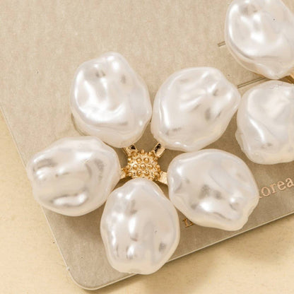 AS Chunky Pearl Flower Earrings