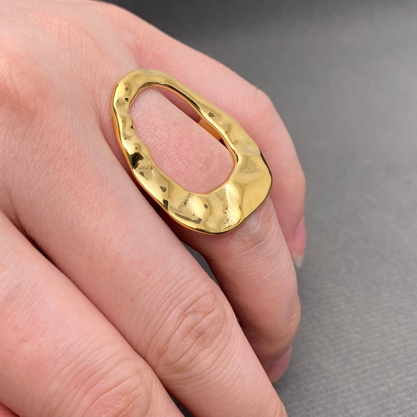 Mio Queena Hammered Geometric Ring - 18K Gold Plated