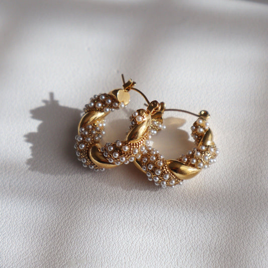 Jessa Nolita Pearl Twisted Hoops - Gold