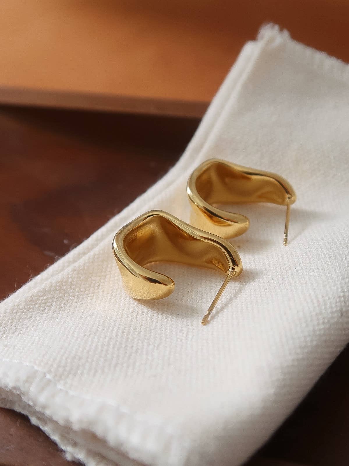 FM Ninelle Sculpted Wave Hoop Earrings - 18K Gold Plated