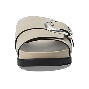 Marc Fisher LTD Hattie Flat Sandal - Sand Leather 8.5
