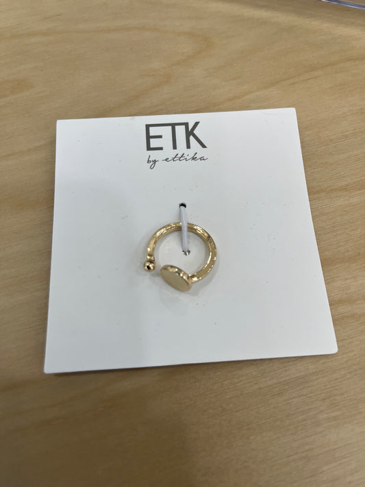 Ettika Open Circle Ring