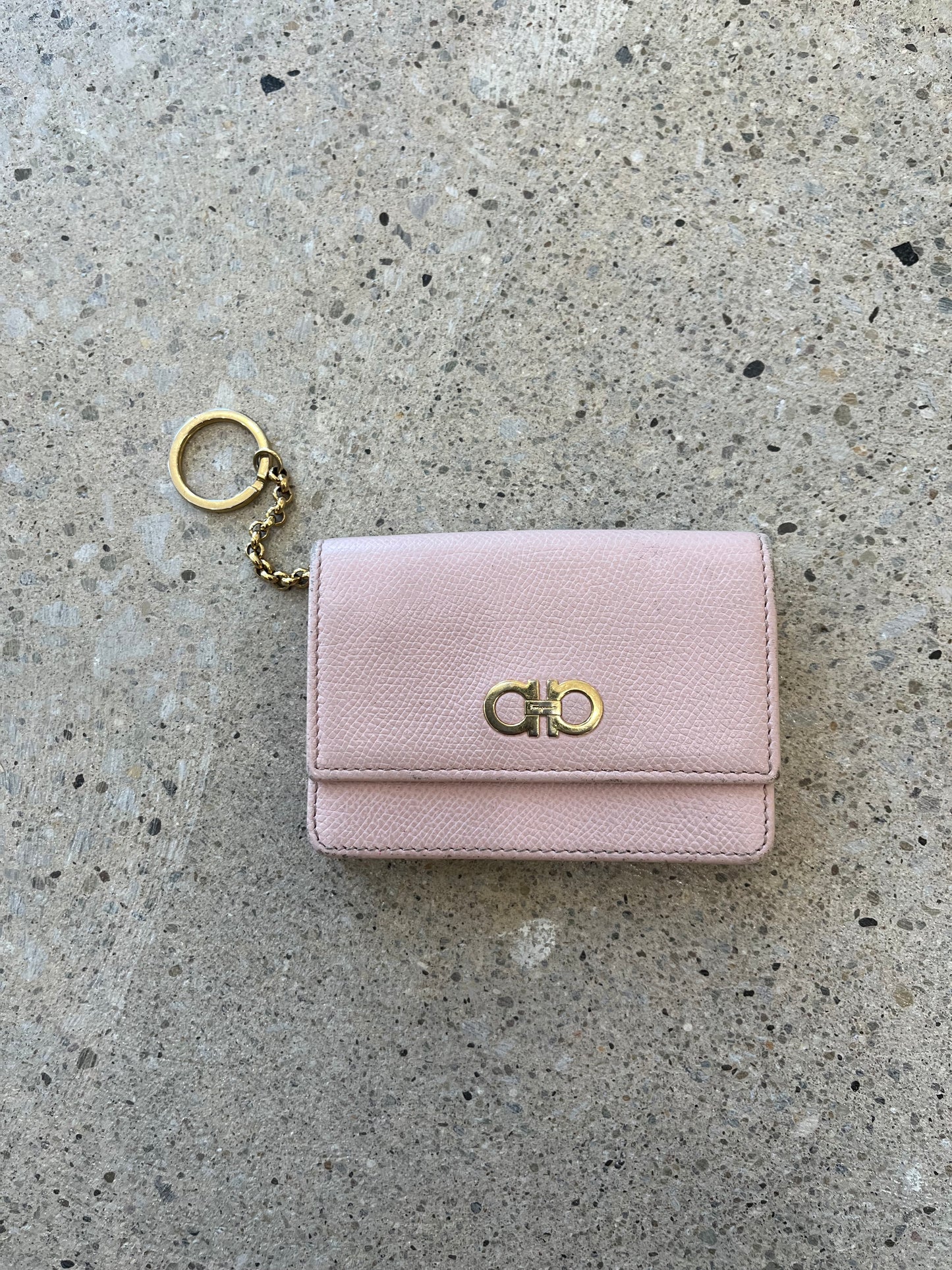 Pre-Loved Salvatore Ferragamo Keychain Wallet - Pink