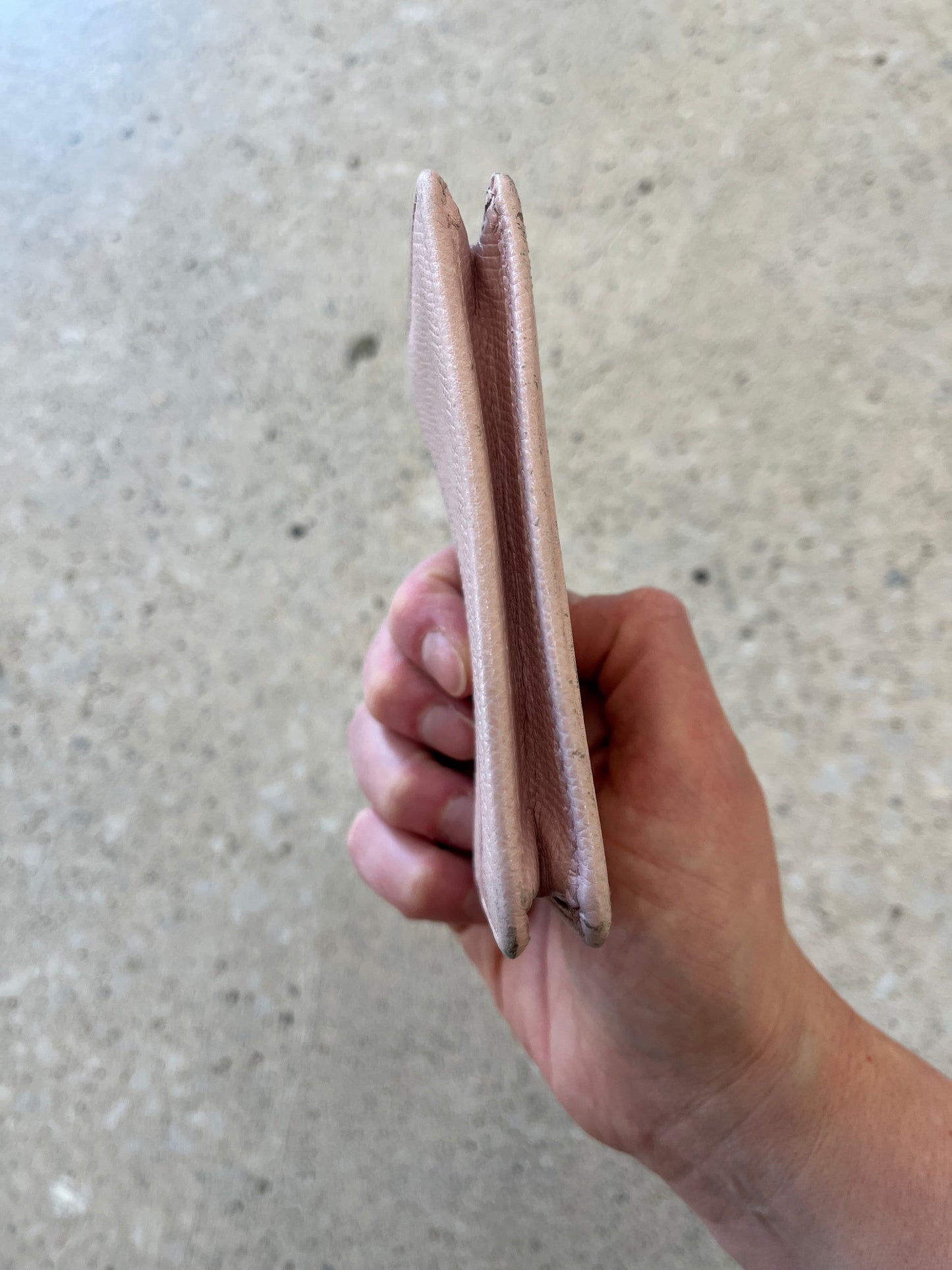 Pre-Loved Salvatore Ferragamo Keychain Wallet - Pink