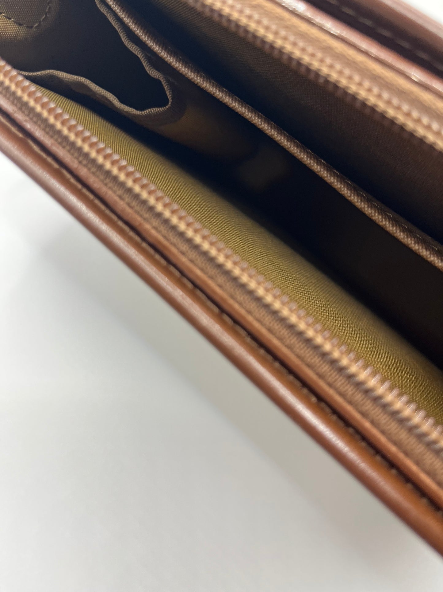 Pre-Loved Burberrys Nova Check Canvas Clutch - Brwn/Beige