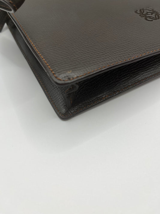 Pre-Loved Loewe Leather Clutch Wristlet - Brown
