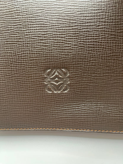 Pre-Loved Loewe Leather Clutch Wristlet - Brown