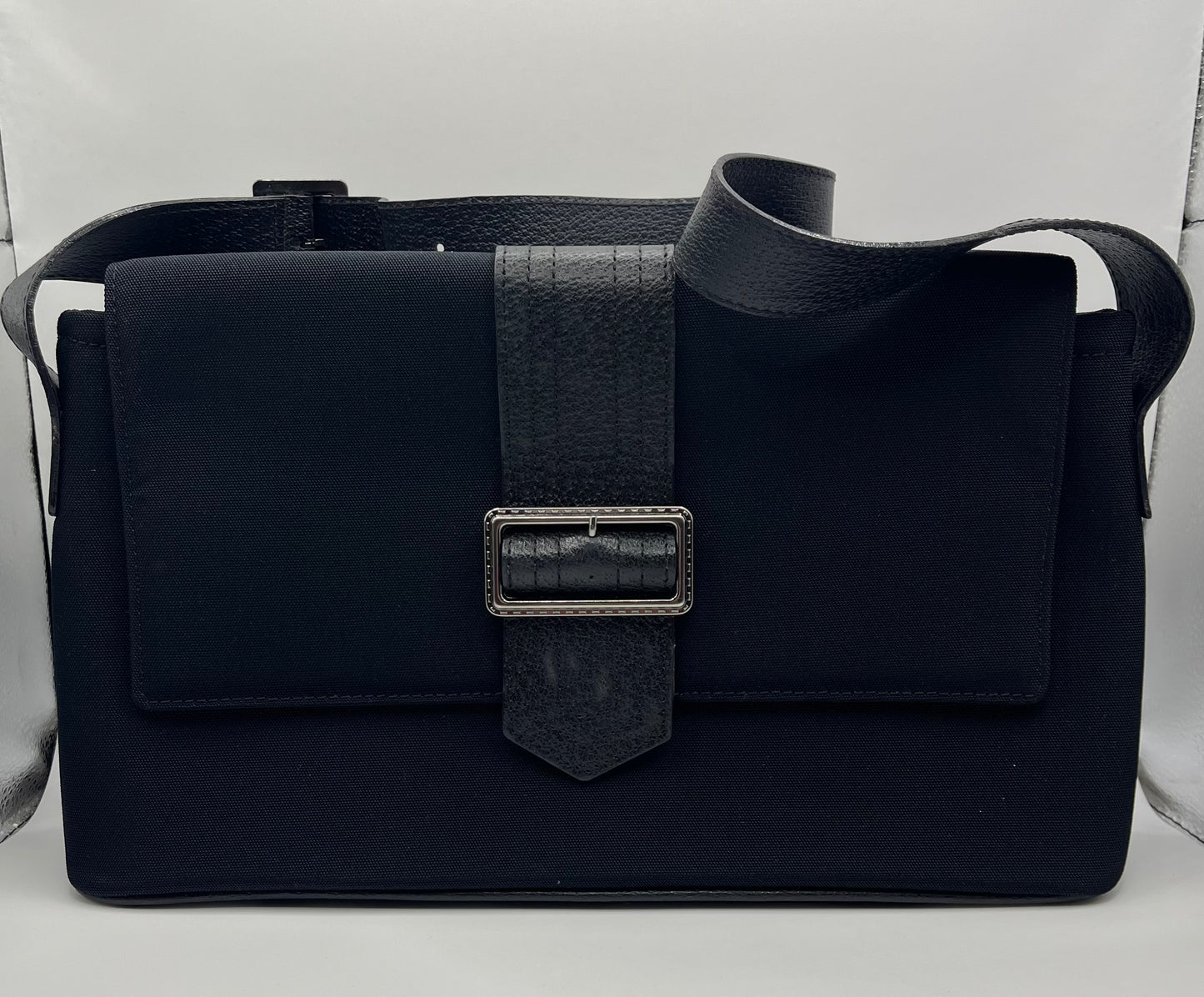 Pre-Loved Burberry Peekaboo Nylon Shoulder Bag - Blk