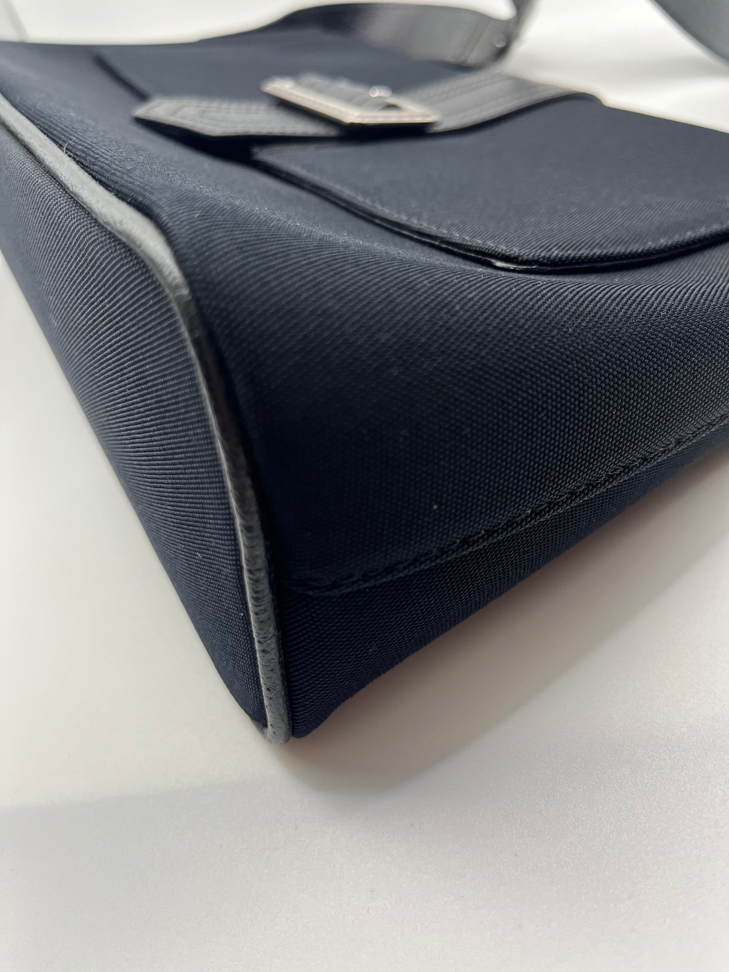 Pre-Loved Burberry Peekaboo Nylon Shoulder Bag - Blk