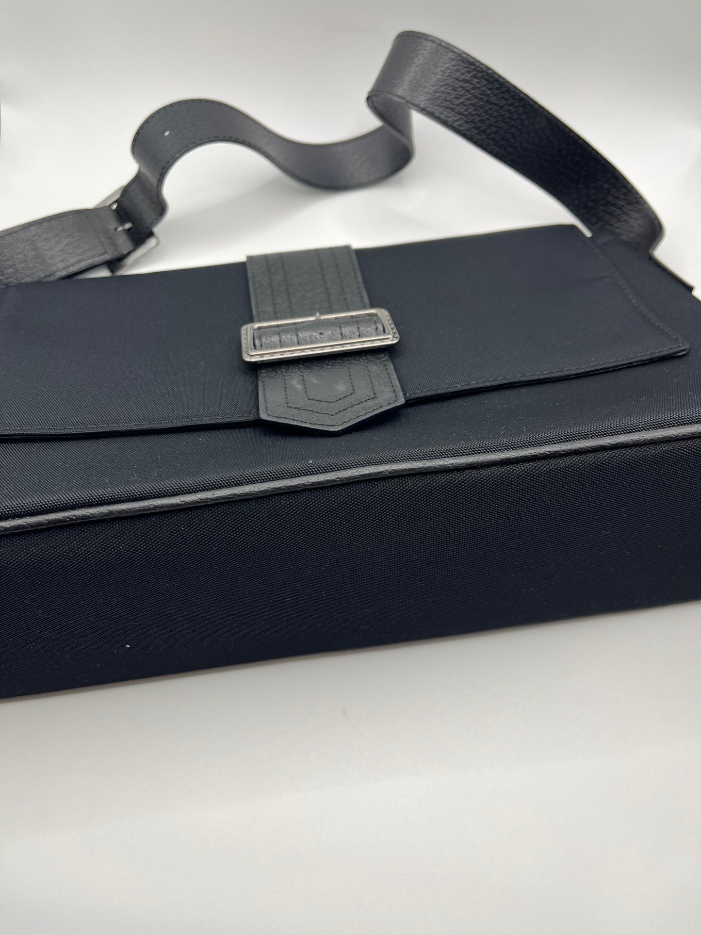 Pre-Loved Burberry Peekaboo Nylon Shoulder Bag - Blk