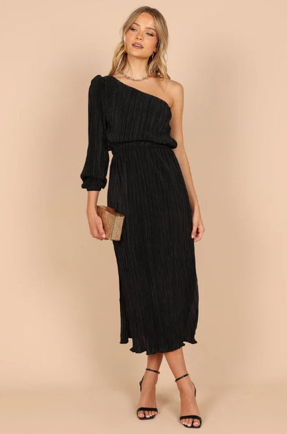 Petal & Pup One Shoulder Pleated Midi Dress - Black