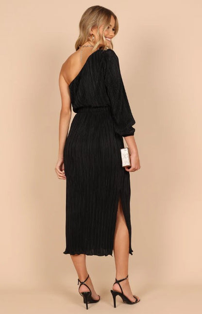 Petal & Pup One Shoulder Pleated Midi Dress - Black