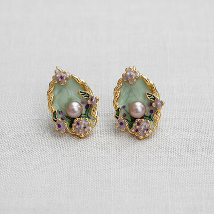CD Vintage Oval Floral Pearl Earrings