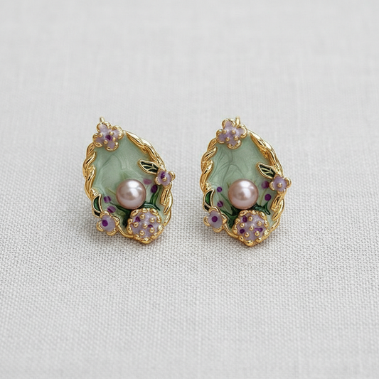 CD Vintage Oval Floral Pearl Earrings