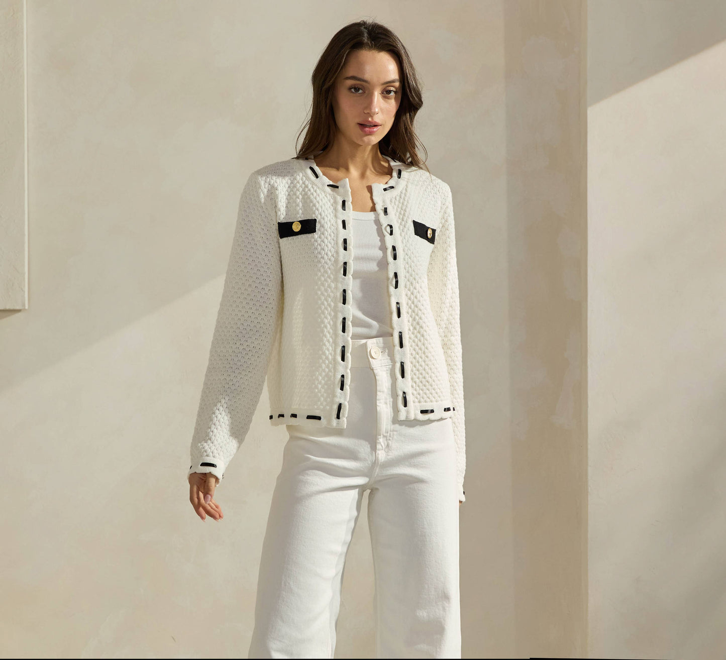 Able Contrast Trim Cardigan - Wht/Blk
