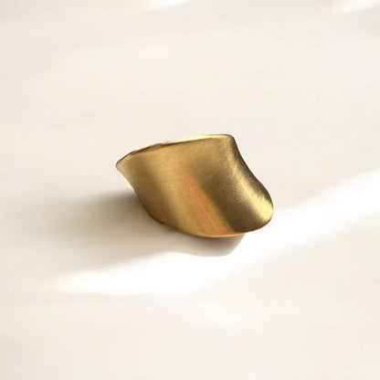 Nova Statement Ring