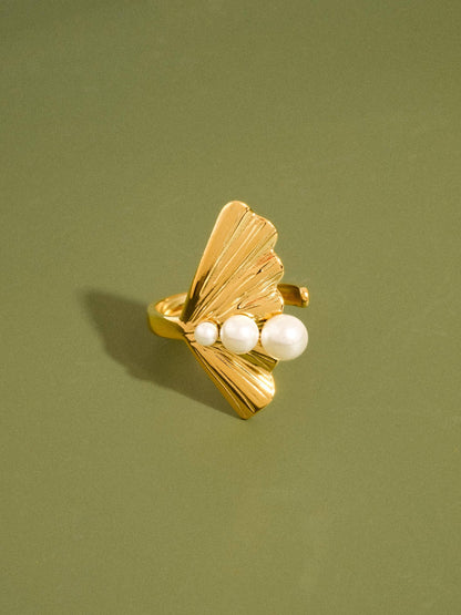 FM Kala Sculptural Pearl Statement Ring - 18K Gold Plated
