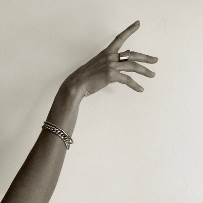 Nova Statement Ring