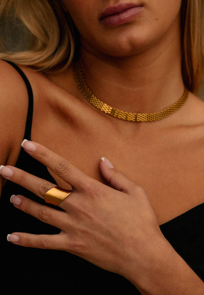 Nova Statement Ring