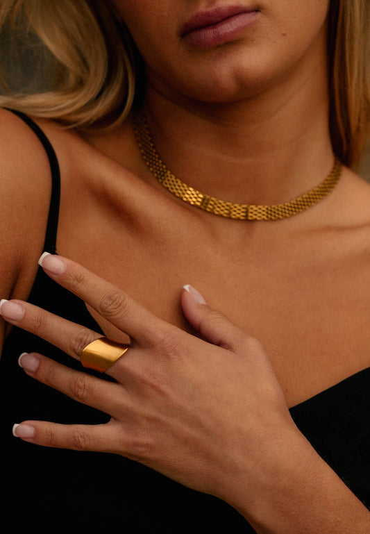 Nova Statement Ring