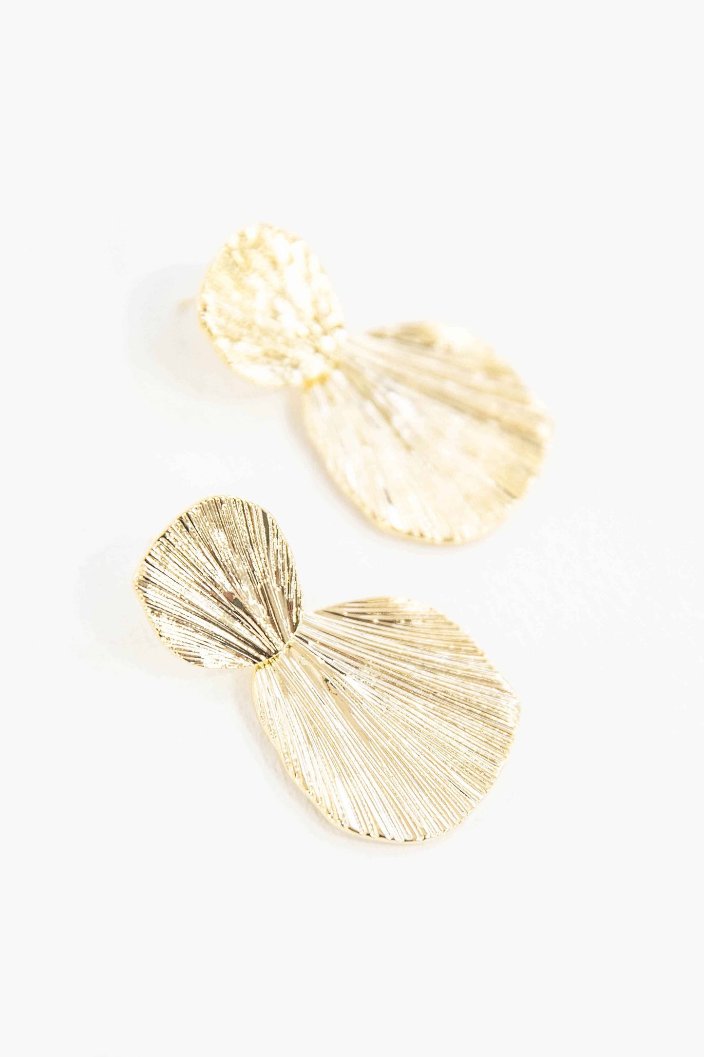 Lovoda Gold Shell Drop Earrings - 10K Gold Plated